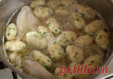 Пошаговый фото-рецепт куриного супа с зелеными клецками | Первые блюда | Вкусный блог - рецепты под настроение