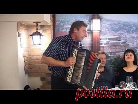 Улетный отжиг на баяне 