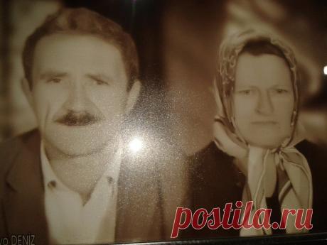 папа и мама . Деревня" Akkey'"Турция Родители  Тургая