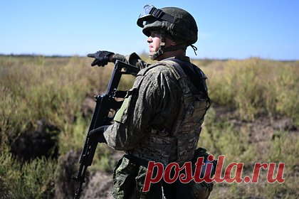 Стало известно о взятии под контроль России Орехово-Васильевки. Российские военные взяли под контроль населенный пункт Орехово-Васильевка на северном фланге Артемовского направления. «Освобождение Орехово-Василевки значительно улучшает наши тактические позиции на данном участке фронта. Высота посёлка достигает 144 метров над уровнем моря», — написал он.