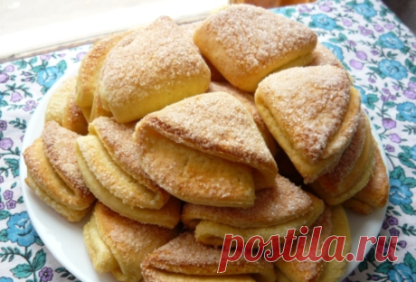 Твороженые конвертики с сахаром. Просто, быстро, вкусно