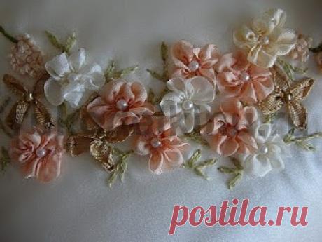 Как сделать пятилистный цветок из ленты. Мини мастер-класс.