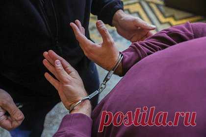 Трое с ножом напали на двух иностранцев и похитили 15 миллионов рублей под Москвой