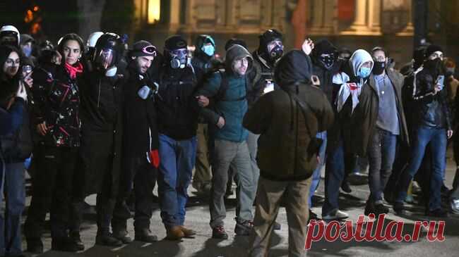 Протестующие разблокировали проспект в центре Тбилиси