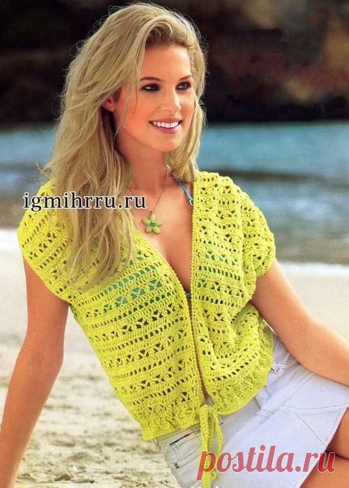 Ажурный жилет
Размеры: 36-40 (42/44) 46/48 
Размеры (российские): 42-46 (48/50) 52/54 

Вам потребуется: 350 (350) 400 г желтой пряжи Nоbilеttа (50% хлопка, 50% полиакрила, 165 м/50 г), крючок № 4. 

Техника вязания. 
Основной узор: шириной 6 п.: вязать по схеме. Ряды поворачивать по схеме. Начинать с петель перед раппортом, повторять петли раппорта, заканчивать петлями после раппорта. Повторять со 2-го по 11-й р. 
«Рачий шаг»: вязать ст. б/н слева направо. 

Плотность вяз...