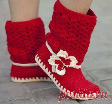) Facebook