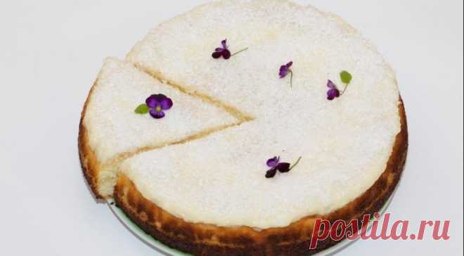 ​Венгерская ватрушка с кокосом Ингредиенты:Сахар — 1,5 стак.Творог — 500 гЯйца — 3 шт.Ванильный сахар — 15 гРазрыхлитель теста — 16 гСметана — 5 ст. л.Молоко сгущенное —200 гМасло сливочное — 100 гМука — 1,5 стак.Кокосовая стружка — 50 гПриготовление:1....