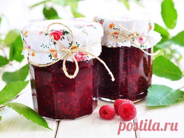 Варенье из малины с коньяком.