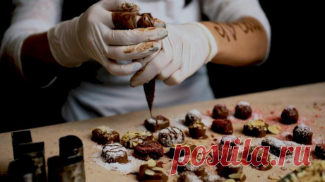 Горькие последствия сладкой жизни
Международный Медицинский многопрофильный центр (г. Хайфа, Израиль) Сахар всегда считался на Руси не только  лучшим лакомством, но и дорогим подарком. И ни одно чаепитие не обходилось  без  кусочка сахара, вприкуску, запивая  чайком из блюдечка. А между тем именно сахар ученые давно определили как «сладкий яд», так как рафинированный сахар не только лишен «жизненной силы», но […]
Читай пост далее на сайте. Жми ⏫ссылку выше