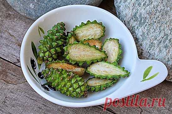 РЕЦЕПТ ВЯЗЕМСКОГО 
Сегодня мы поговорим о  рецепте Вяземского, который направлен на борьбу с таким злостным недугом, как инсульт. Бороться с самим инсультом сложно, но, даже оправившись от инсульта, трудно потом вернуться в нормальное состояние, а особенно трудно вернуться в прежнюю жизнь. Как правило, человек, перенёсший инсульт остаётся инвалидом. Я говорю об инсультах с полной парализацией, а не о микроинсультах, которые сейчас встречаются особенно часто. 
Итак, рецепт лекарства.