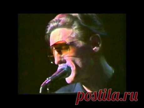 Jerry Lee Lewis - Life is like a mountain railroad. Live in London England 1983 - YouTube
