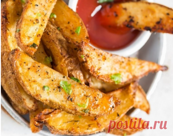 ​Картофельные дольки с сыром и чесноком