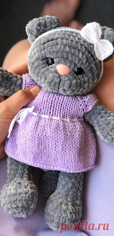 PDF Кошечка Арина крючком. FREE crochet pattern; Аmigurumi animal patterns. Амигуруми схемы и описания на русском. Вязаные игрушки и поделки своими руками #amimore - плюшевая кошечка в платье, кошка из плюшевой пряжи, котик, котёнок, кот.