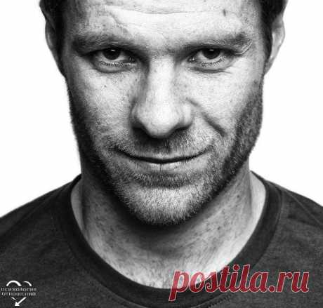 Возвращать нужно только тех людей, которые ушли по нашей вине. Остальным нужно желать счастливого пути.