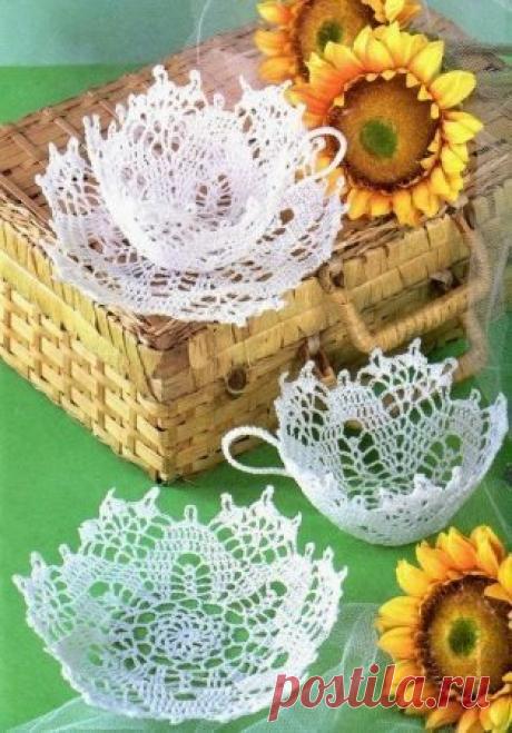 Вяжем пару для чая (блюдце и чашечку) крючком