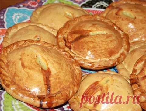 Пироги с курицей и картофелем