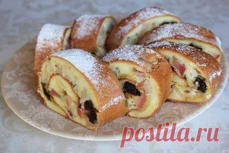 Кулинария &gt;НЕОБЫЧНЫЙ РУЛЕТ С ЯБЛОКАМИ
