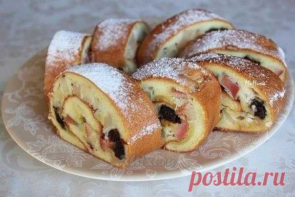 Кулинария >НЕОБЫЧНЫЙ РУЛЕТ С ЯБЛОКАМИ