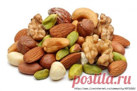 Оздоравливающая смесь.
Все компоненты, которые входят в состав этого средства, можно найти в любом магазине, а про их уникальное воздействие на организм человека написана не одна книга.