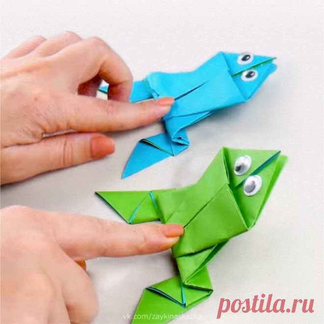 ​Как сложить из бумаги прыгающую лягушку