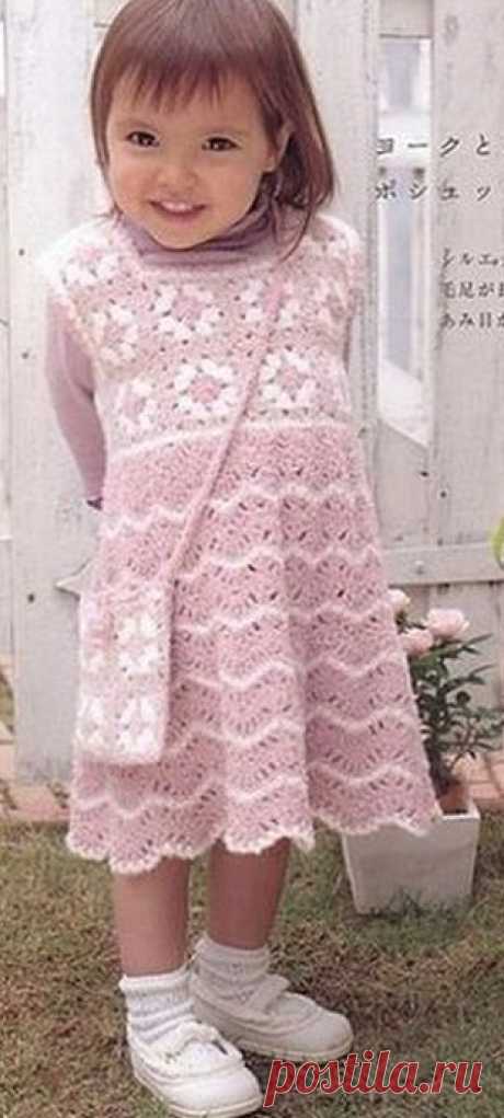 Связать платье для девочки крючком
