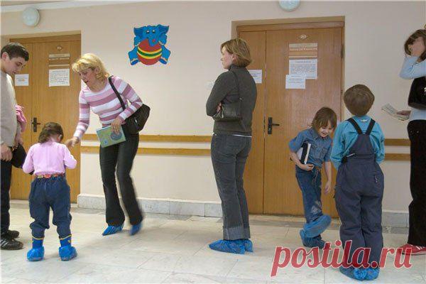 Сегодня ходила с детьми в поликлинику, .....в БАХИЛАХ скидка! / Новые дети