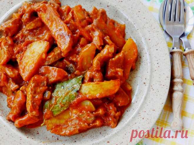 Азу из свинины с солеными огурцами - пошаговый рецепт