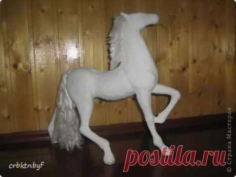 лошадки из папье-маше: 12 тыс изображений найдено в Яндекс.Картинках