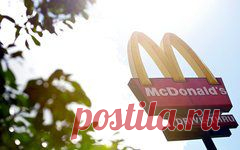 McDonald's посоветовал своим сотрудникам не питаться фастфудом | KM.RU