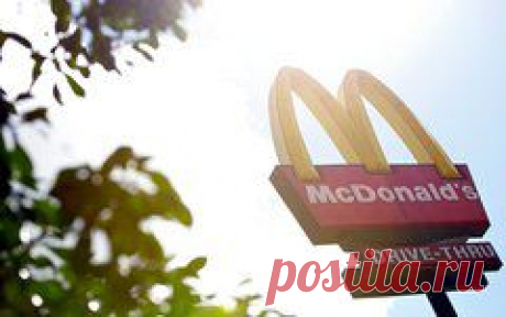 McDonald's посоветовал своим сотрудникам не питаться фастфудом | KM.RU