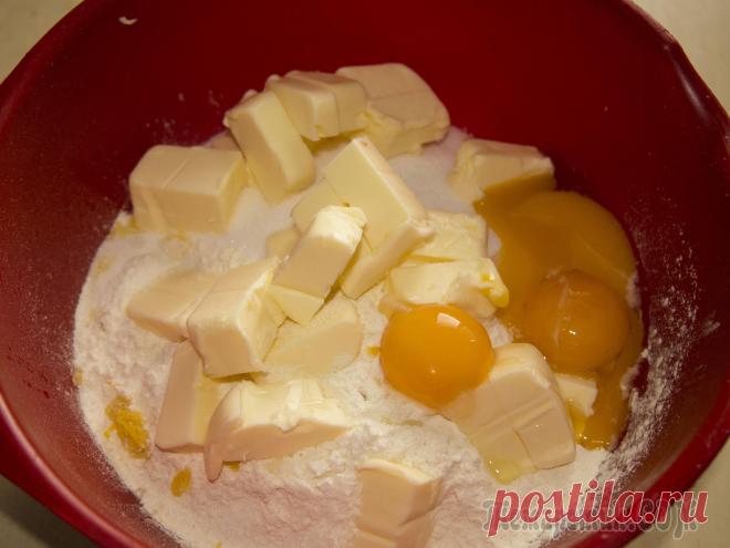 Пирог из песочного теста или повод для критики.