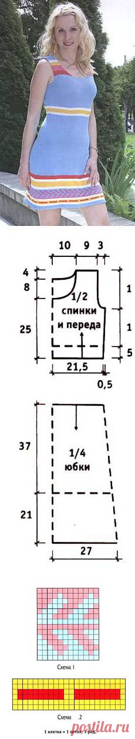 Летнее платье спицами.. 
Для платья 44 размера потребуется:
 150 грамм пряжи голубого и по 50 грамм желтого, белого, красного и розового цветов (пряжа Jeans: 55% хлопок, 45% полиакрил, 160м/50 гр).
 спицы круговые №2
Плотность: 19 п х 27 р =10 х 10см
Резинка: 1 лицевая, 1 изнаночная.
Лицевая гладь: лиц. ряды – лиц. петли, изнан.ряды – изнан. петли.
Платье состоит из лифа, связанного снизу вверх, и юбки, связанной сверху вниз.