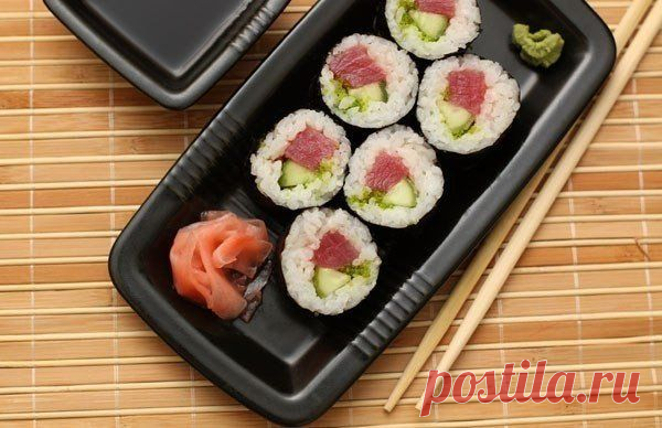 Роллы с тунцом и огурцом | Вкуснолог...