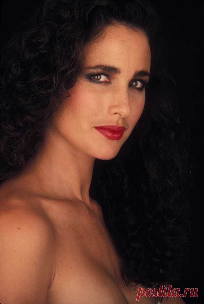 Энди МакДауэлл