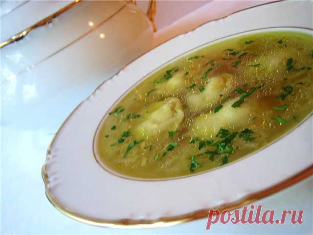 Грибной супчик с грибными пельменями (очень вкусный!!!). Рецепт c фото, мы подскажем, как приготовить!