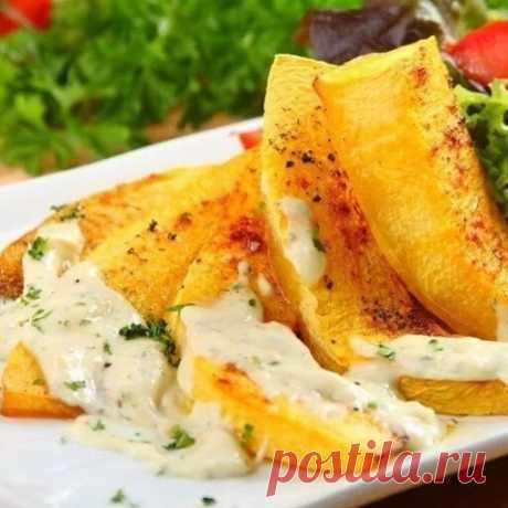 regram @0kkal
Запеченная тыква с йогуртовой заправкой - невероятная вкуснятина! #0kkal_второе 🔸на 100грамм - 63.79 ккал🔸Б/Ж/У - 1.92/0.55/14.55
—
📮Теперь мы с вами и в Телеграм👍🏼 Ссылка в шапке аккаунта👌🏼
—
Ингредиенты: 
Тыква - 400 г 
Йогурт натуральный - 5 ст. л
Мята - 50 г 
Мед - 2 ст. л 
Лимонный сок - 1 ч. л

Приготовление: 
Очистите тыкву от кожуры, семян и мякоти и нарежьте на дольки. 
Противень застелите бумагой для выпечки или смажьте маслом — после чего вы...
