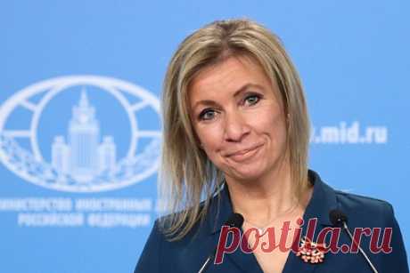 Захарова пошутила про слова Зеленского о «шлагбауме» на пути Украины в НАТО. Официальный представитель МИД России Мария Захарова пошутила про заявление президента Украины Владимира Зеленского о «шлагбауме» на пути страны в НАТО. «Ползком?», — предложила представитель российского министерства свой вариант, как Украина может попытаться войти в состав альянса.