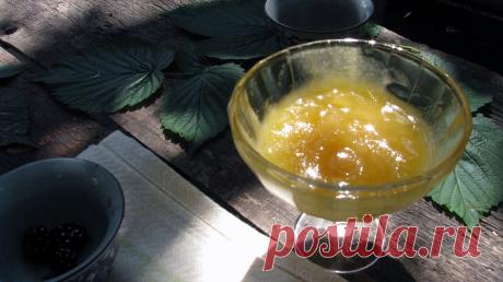 А вы знаете... Для того, чтобы произвести 100 грамм мёда, пчелам нужно облететь 100 000 цветков... А в Древнем Риме мёдом вы свободно расплатиться или выплатить штраф... Само слово "мёд" пришло к нам из Израиля и переводится как "магические чары".... 
. 
Всех вас, мои дорогие друзья и подписчики поздравляю с Медовым спасом! Счастья вам и благополучия во всём! Я люблю мёд. А вы?

#медовыйспас