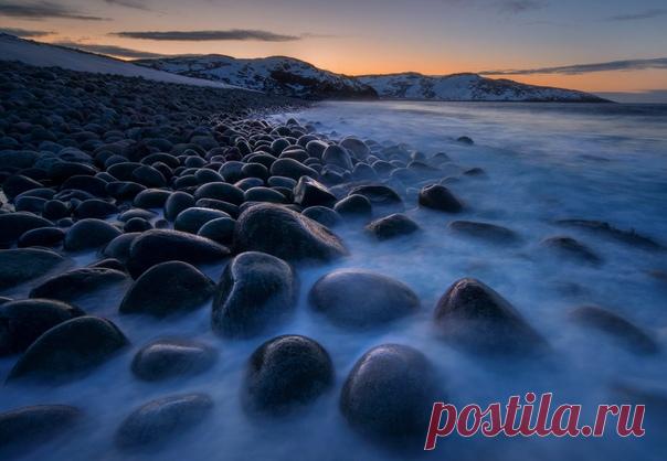 «Каменные пляжи Заполярья» Автор фото с Кольского полуострова – Rostislav Mashin: nat-geo.ru/community/user/220247