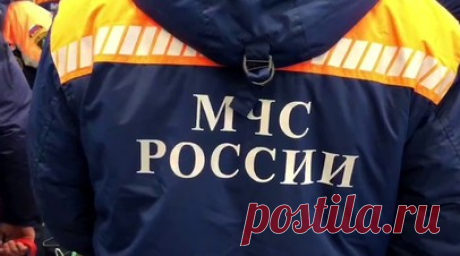 МЧС: в Сочи водитель выжил после падения автомобиля с 30-метрового обрыва. Автомобиль Lada Vesta съехал с дороги и упал с 30-метрового обрыва в Сочи, пострадал один мужчина. Об этом говорится в сообщении Южного регионального поисково-спасательного отряда МЧС России. Читать далее
