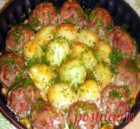 Картофельная Запеканка с Фрикадельками (с мясными шариками) Замечательная идея сытного ужина для всей семьи.