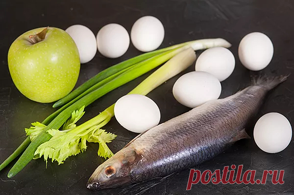 Яйца, фаршированные сельдью