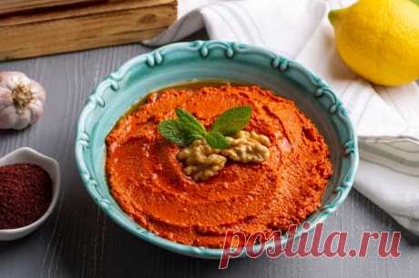 Постные закуски: 20 замечательных рецептов на любой вкус Даже постная кухня должна быть сбалансированной и разнообразной, потому что речь идет в первую очередь о здоровье. Собрали для тебя большую подборку рецептов постных закусок – легких, доступных и в то же время небанальных. Они будут одинаково хороши как на каждый день, так и на праздничный стол!