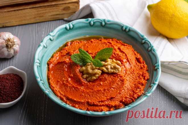 Постные закуски: 20 замечательных рецептов на любой вкус Даже постная кухня должна быть сбалансированной и разнообразной, потому что речь идет в первую очередь о здоровье. Собрали для тебя большую подборку рецептов постных закусок – легких, доступных и в то же время небанальных. Они будут одинаково хороши как на каждый день, так и на праздничный стол!