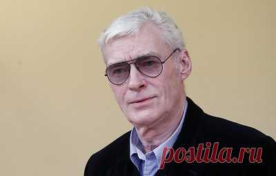 Борис Щербаков остается в реанимации после операции. Это стандартный этап восстановления, указал сын артиста Василий