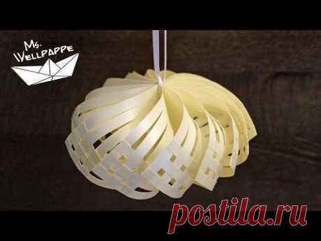 Christbaumschmuck basteln mit Papier zu Weihnachten - schöne Weihnachtsdeko selber basteln
