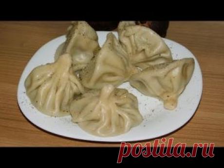 Тесто: 1кг муки, ч.л. с горкой соли и вода. (у меня ушло 410мл.) Начинка: Мясо или фарш, лук 400г. соль/перец по вкусу, "шафран или его подобие" дзира, кинза...