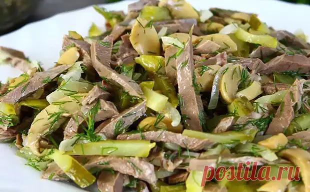 Салат «Женская слабость». Влюбляет с первой ложки всех, кто его пробует - Steak Lovers - 30 октября - 43245467017 - Медиаплатформа МирТесен