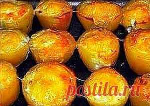 Картофель запеченный с сыром и перепелиными яйцами:Рецепт №1