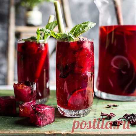 Освежаемся летом: 5 крутых рецептов холодного чая